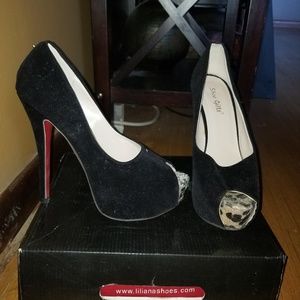 Woman shoes
